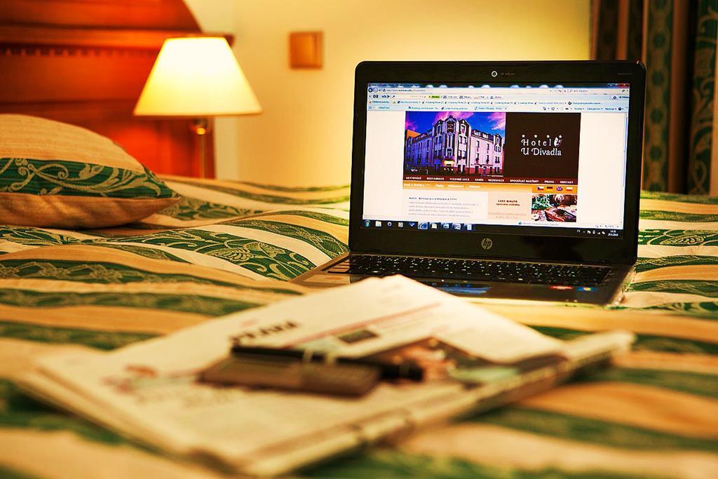 Hotel U Divadla - Czech Leading Hotels Prag Zimmer foto